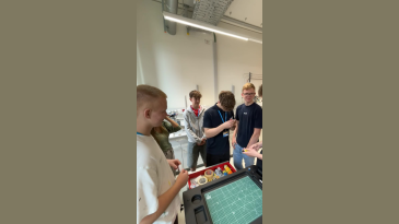 thumbnail of medium Technikwoche